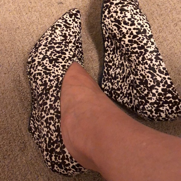 Beautiful cow skin with pattern the most comfortable shoes with gorgeous styles - Picture 8 of 11